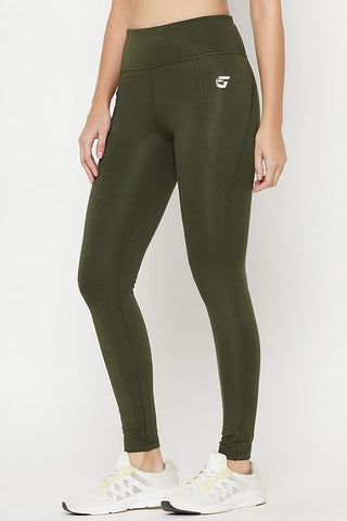 High Rise 3 Pocket Active Leggings in Dark Green